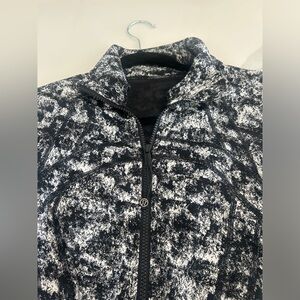 Lululemon Define Jacket-Like New- size 6